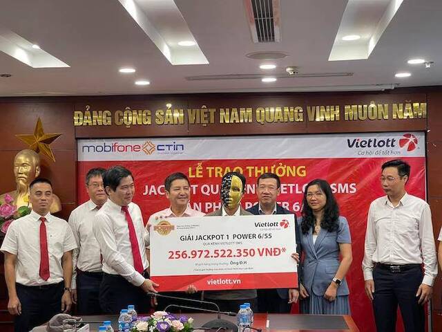 Tiền thưởng từ 10 tỷ VNĐ trở lên (Jackpot) Tiền thưởng từ 10 tỷ VNĐ trở lên (Jackpot)